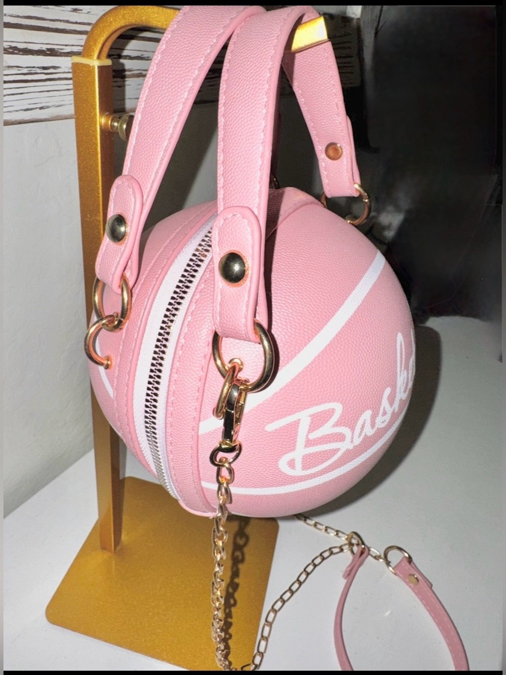 NEW Pink Faux Leather Basketball Crossbody Bag w Double Handle Drop & Gold Chain - Picture 13 of 16